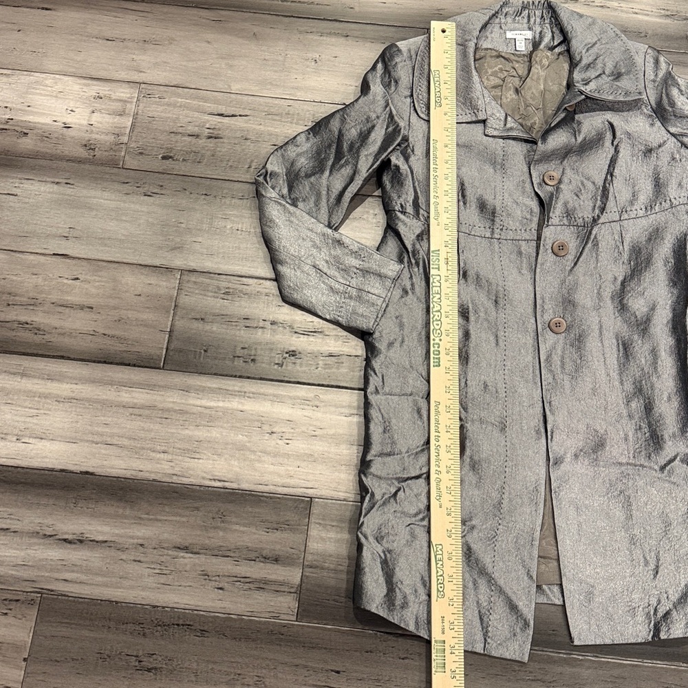 Semantiks Metallic Trench Coat - Picture 10 of 11